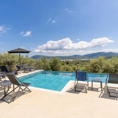 Case de vacanță Forti Retreat Kariótai