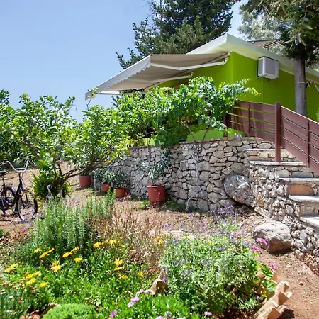 Forti Retreat Holiday home *