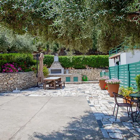 Casa vacanze Forti Retreat Kariótai