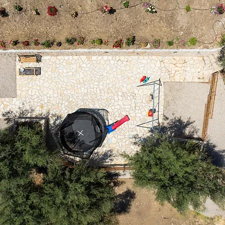 Forti Retreat * Kariótai