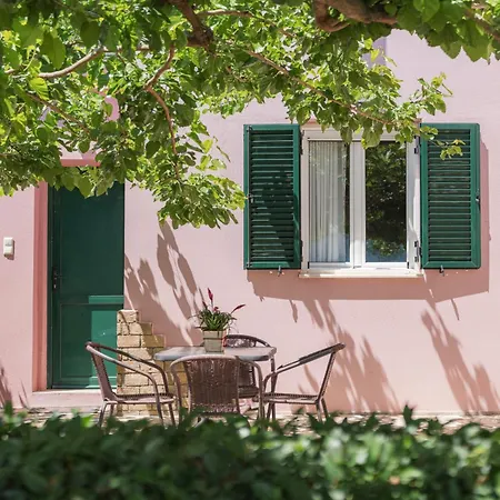 Holiday home Forti Retreat